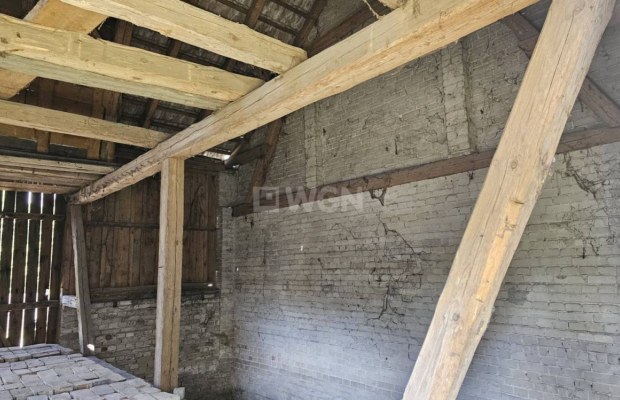 Chełmek, dom, działką o powierzchni 11 ar, sprzedam, cena 129 000 zł.  
  
Zapraszam do zapoznania się z ofertą sprzedaży domu 