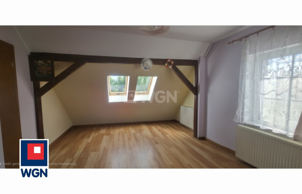 Długie, dom bliźniak, powierzchnia użytkowa 61 m2, działka 7 ar, sprzedam, 239 000 zł, do negocjacji.  
  
  
Zapraszamy do zap