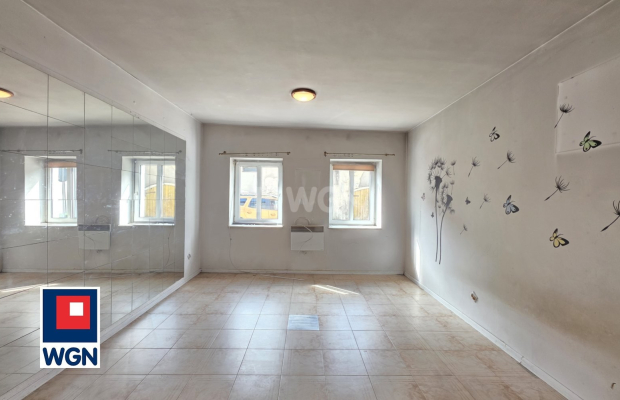 Przemków, mieszkanie, 2 pokoje, 43,3 m2, sprzedam 135 000zł.  
  
Na sprzedaż mieszkanie na parterze w kamienicy. W pobliżu zna