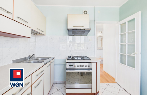 Nowa Sól, mieszkanie, 3 pokoje, 3 piętro, 50,2 m2, sprzedam, 325 000 zł.  
  
Zapraszam do zapoznania się z ofertą sprzedaży pr