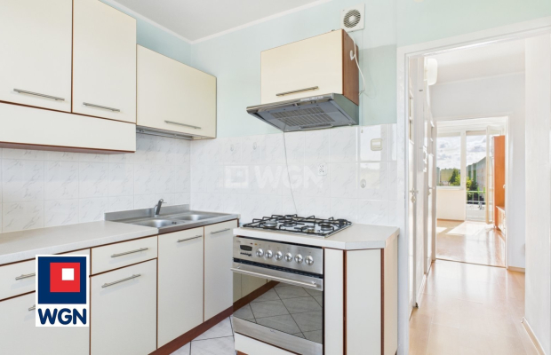 Nowa Sól, mieszkanie, 3 pokoje, 3 piętro, 50,2 m2, sprzedam, 325 000 zł.  
  
Zapraszam do zapoznania się z ofertą sprzedaży pr