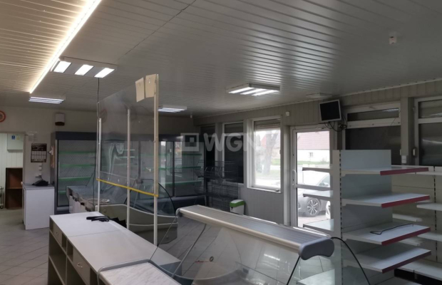 Buczyna, gmina Radwanice, powiat polkowicki, lokal 90 m2, działka 900 m2, 140 000 zł, sprzedam.  
  
Na sprzedaż lokal handlowo