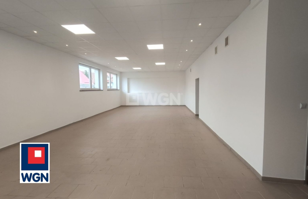 Konotop, sprzedam obiekt, powierzchnia użytkowa 215 m2, działka 494 m2, 399 000 zł.  
  
Na sprzedaż obiekt handlowo-usługowy z