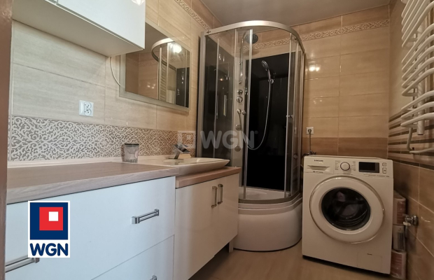 Polkowice, mieszkanie 3 pokoje, 72 m2, balkon, sprzedam, 430 000 zł.  
  
Na sprzedaż mieszkanie na 10 piętrze w wieżowcu na ul