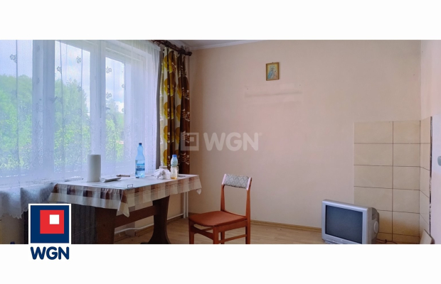 Radwanice, powiat Polkowice, dom, 4 pokoje, 200 m2, działka 1000 m2, sprzedam, cena 350000 zł.  
REZERWACJA 
  
Na sprzedaż dom