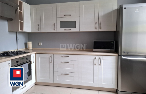 Głogów, mieszkanie, II piętro, pow 67,50 m2, piwnica 19,30 m2, sprzedam, 420 000 zł.  
  
Na sprzedaż mieszkanie wraz z dużą pi