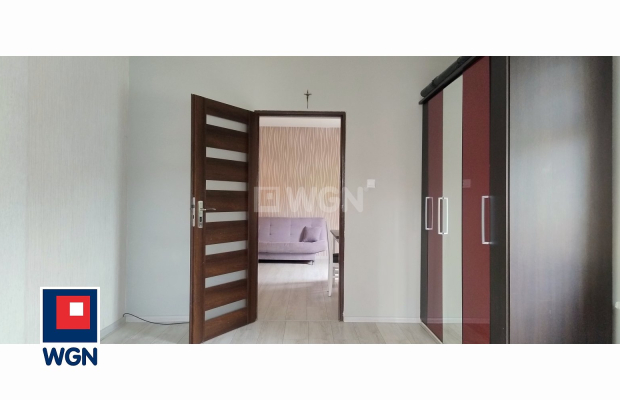 Chocianów, Rynek, mieszkanie, 3 pokoje, 65,3 m2, sprzedam 280000zł. 
 
Na sprzedaż mieszkanie trzypokojowe, na II piętrze kamie