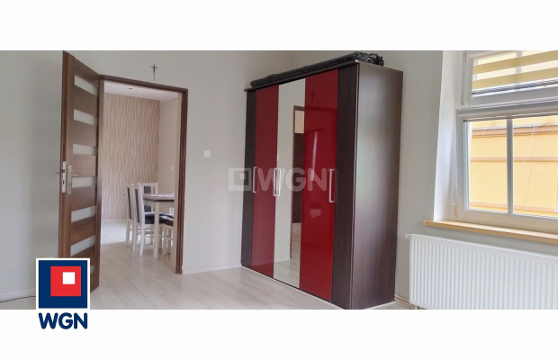 Chocianów, Rynek, mieszkanie, 3 pokoje, 65,3 m2, sprzedam 280000zł. 
 
Na sprzedaż mieszkanie trzypokojowe, na II piętrze kamie