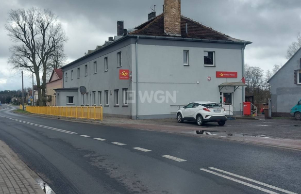 Leszno Górne, dom mieszkalno - usługowy, 15 pokoi, 550 m2, 1 190 000 zł, sprzedam.  
  
Sprzedam duży dom w centrum wsi, przy d