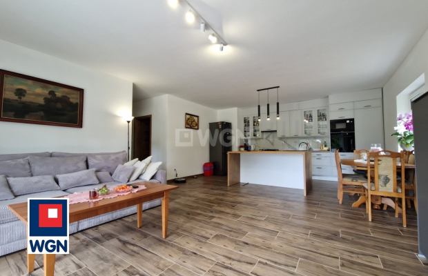 Kożuchów, dom z warsztatem, 283 m2, działka 62 ary, cena 2 150 000 zł, sprzedam.  
  
Sprzedający ponosi koszty związane z usłu