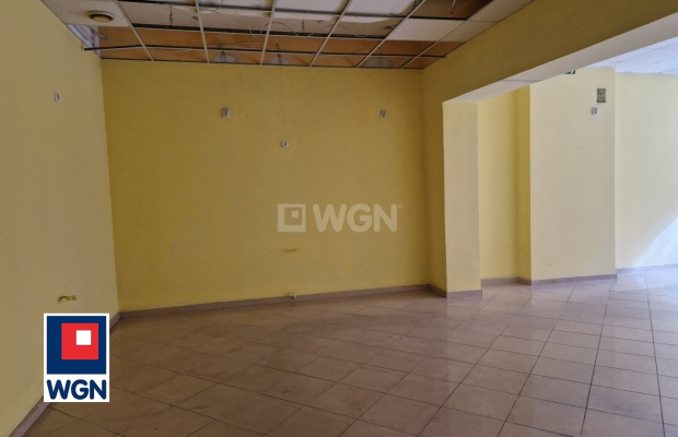 Szprotawa, lokal handlowo-usługowy 70 m2, wynajmę, 3500 zł.  
  
Wynajmę lokal w śródmieściu Szprotawy, przy ulicy Kościuszki. 