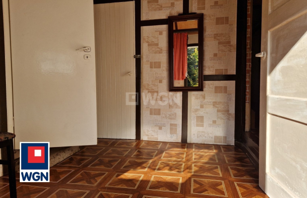 Małomice, dom 4 pokoje, 81 m2, działka 961 m2, cena 260 000 zł, sprzedam.  
  
Polecam Państwu niewielki domek w zabudowie bliź