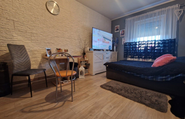 Małomice, mieszkanie 3 pokoje, 64,5 m2, garaż, cena 259 000 zł, sprzedam.  
  
Na sprzedaż oferuję Państwu rozkładowe mieszkani