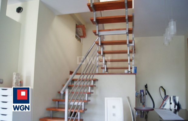 Szprotawa , mieszkanie 4 pokoje, 150 m2 sprzedam, cena 399 000 zł.  
  
 Oferta wyłącznie w WGN Nieruchomości.  
  
 Sprzedam d