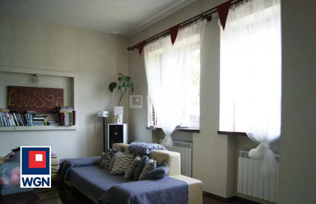 Szprotawa , mieszkanie 4 pokoje, 150 m2 sprzedam, cena 399 000 zł.  
  
 Oferta wyłącznie w WGN Nieruchomości.  
  
 Sprzedam d