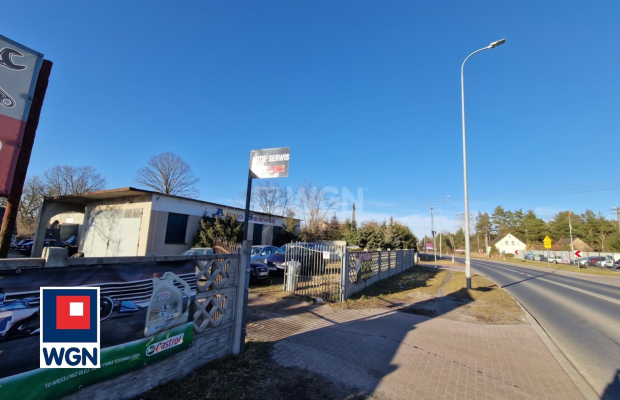 Iłowa, dom 92 m2, 4 pokoje, warsztat samochodowy 265 m2 i 125 m2, cena 715 000 zł, sprzedam.  
  
Na sprzedaż nieruchomość grun