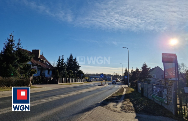 Iłowa, dom 92 m2, 4 pokoje, warsztat samochodowy 265 m2 i 125 m2, cena 715 000 zł, sprzedam.  
  
Na sprzedaż nieruchomość grun