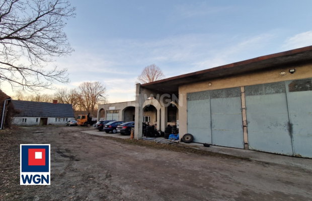 Iłowa, dom 92 m2, 4 pokoje, warsztat samochodowy 265 m2 i 125 m2, cena 715 000 zł, sprzedam.  
  
Na sprzedaż nieruchomość grun