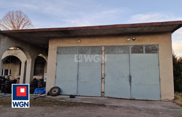 Iłowa, dom 92 m2, 4 pokoje, warsztat samochodowy 265 m2 i 125 m2, cena 715 000 zł, sprzedam.  
  
Na sprzedaż nieruchomość grun