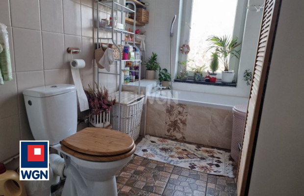 Szprotawa, mieszkanie 3 pokoje, 75 m2, sprzedam, cena 325 000 zł.  
  
 Oferta wyłącznie w WGN Nieruchomości.  
  
 Sprzedam mi