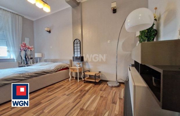 Szprotawa, mieszkanie 3 pokoje, 65 m2, cena 380 000 zł, sprzedam.  
  
Na sprzedaż oferuję Państwu atrakcyjne mieszkanie w zadb