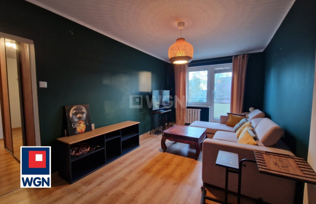 Tomaszowo, mieszkanie 2 pokoje, 47 m2,odstępne 1400 zł, wynajmę.  
  
Na wynajem polecam Państwu atrakcyjne, słoneczne i ciepłe