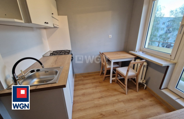 Tomaszowo, mieszkanie 2 pokoje, 47 m2,odstępne 1400 zł, wynajmę.  
  
Na wynajem polecam Państwu atrakcyjne, słoneczne i ciepłe