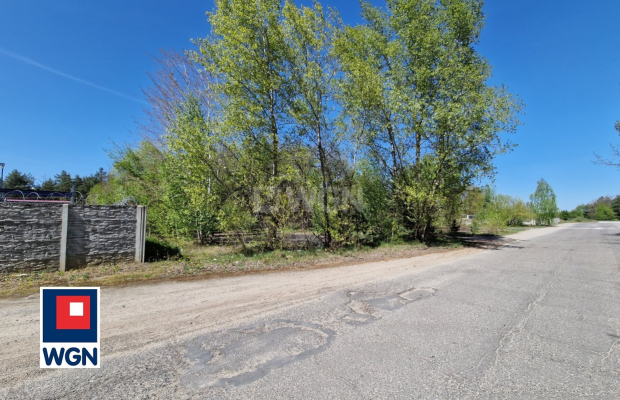 Wiechlice, schron 358 m2, działka 46 ar, cena 1 000 000 zł, sprzedam.  
  
Na sprzedaż działka inwestycyjna numer 425/1 o powie