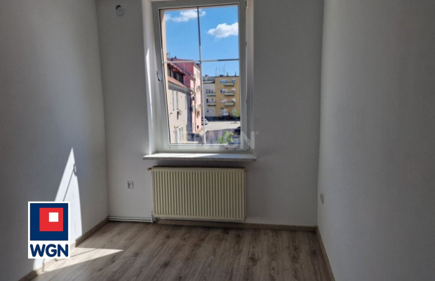 Szprotawa, mieszkanie 2 pokoje, 61 m2, sprzedam, cena 329 000 zł.  
 
Oferta wyłącznie w WGN Nieruchomości. 
  
Na sprzedaż prz