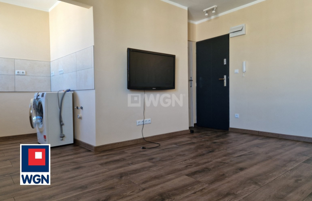 Kożuchów, kawalerka, 24 m2, cena 165 000 zł, sprzedam.  
  
Na sprzedaż polecam Państwu mieszkanie po kapitalnym remoncie w blo