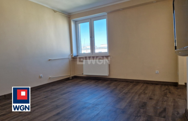 Kożuchów, kawalerka, 24 m2, cena 165 000 zł, sprzedam.  
  
Na sprzedaż polecam Państwu mieszkanie po kapitalnym remoncie w blo