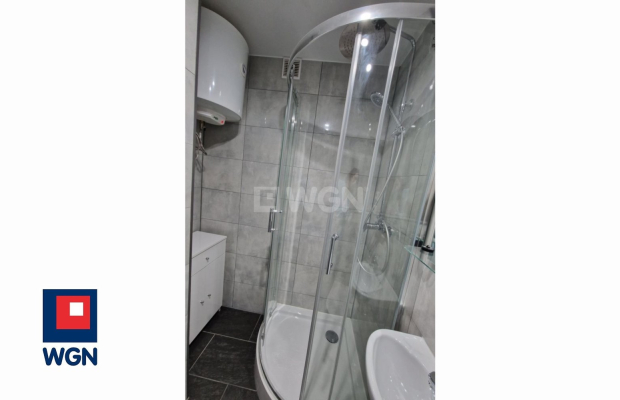 Kożuchów, kawalerka, 24 m2, cena 165 000 zł, sprzedam.  
  
Na sprzedaż polecam Państwu mieszkanie po kapitalnym remoncie w blo