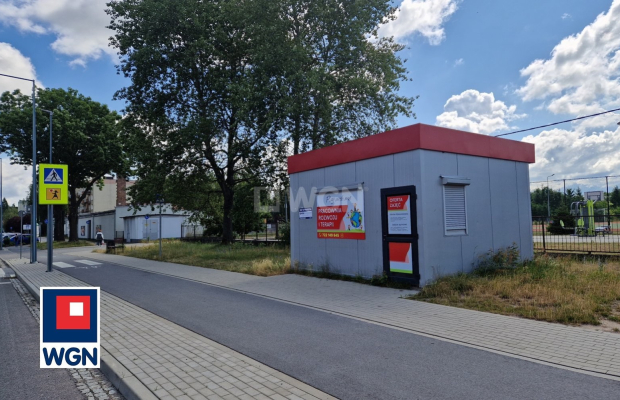 Wiechlice, pawilon handlowo-usługowy, 20 m2, odstępne 800 zł, wynajmę.  
  
Wynajmę pawilon przy ulicy Brzozowej w Wiechlicach,