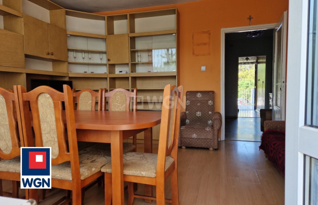 Małomice, dom w zabudowie szeregowej, 3 pokoje, 95 m2, cena 429 000 zł, sprzedam.  
  
Na sprzedaż oferuję Państwu niewielki, p