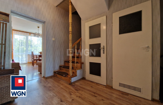 Małomice, dom w zabudowie szeregowej, 3 pokoje, 95 m2, cena 429 000 zł, sprzedam.  
  
Na sprzedaż oferuję Państwu niewielki, p