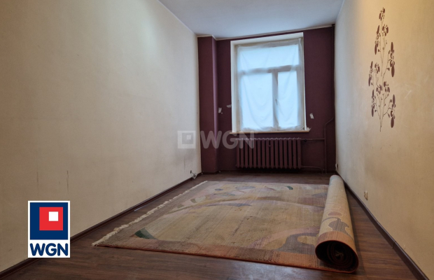 Żagań, mieszkanie 3 pokoje, 83,30 m2, cena 300 000 zł, sprzedam.  
  
Na sprzedaż oferuję Państwu przestronne mieszkanie na par