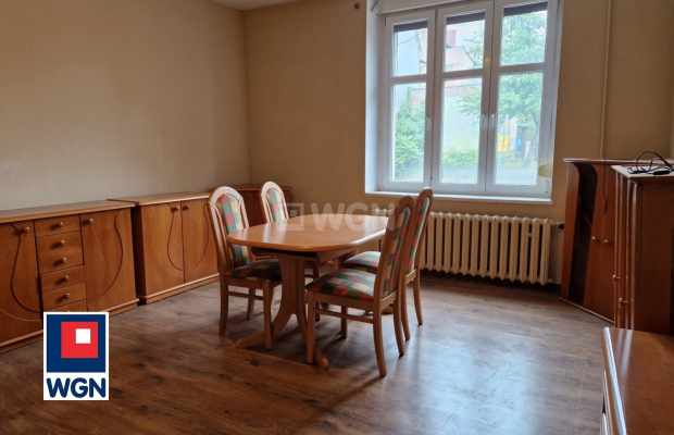 Żagań, mieszkanie 3 pokoje, 83,30 m2, cena 300 000 zł, sprzedam.  
  
Na sprzedaż oferuję Państwu przestronne mieszkanie na par