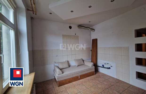 Żagań, mieszkanie 3 pokoje, 83,30 m2, cena 300 000 zł, sprzedam.  
  
Na sprzedaż oferuję Państwu przestronne mieszkanie na par