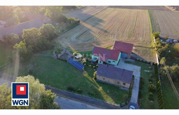 Siecieborzyce, dom 130 m2, 3 pokoje, budynki gospodarcze, działka 1,34 ha, cena 790 000 zł, sprzedam.  
  
Na sprzedaż dobrze u