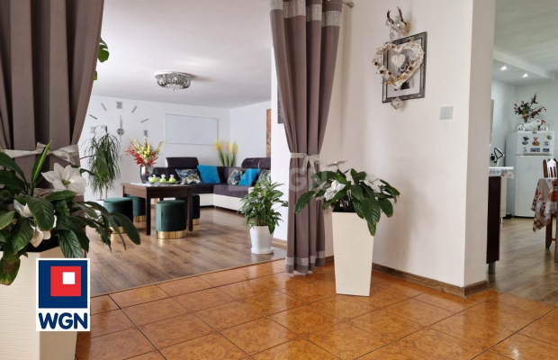 Siecieborzyce, dom 130 m2, 3 pokoje, budynki gospodarcze, działka 1,34 ha, cena 790 000 zł, sprzedam.  
  
Na sprzedaż dobrze u