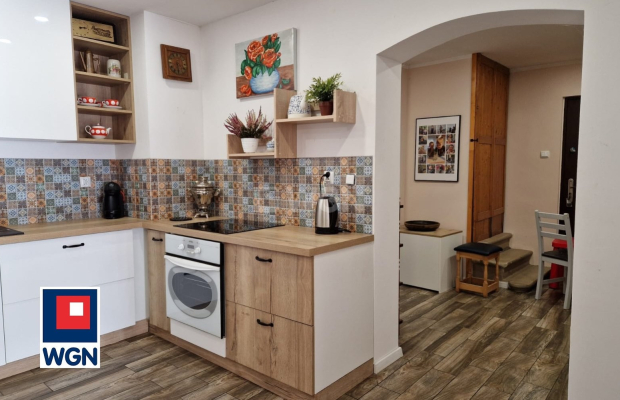 Lubiechów, dom 141 m2, 6 pokoi, cena 690 000 zł, sprzedam.  
  
Na sprzedaż polecam Państwu dom dwurodzinny zlokalizowany na 29