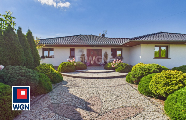 Szprotawa, dom parterowy dwulokalowy z budynkiem mieszkalno-usługowym, łączna powierzchnia 291,6 m2, cena 1 499 000 zł, sprzeda