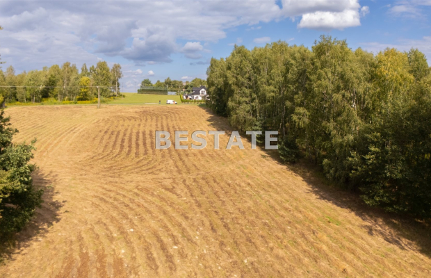 Sielski Azyl 1,47 ha w Lewniowej k. Gnojnika - Idealna Działka pod Dom Marzeń z Ogrodem i Widokami!  

 Jako agent nieruchomośc