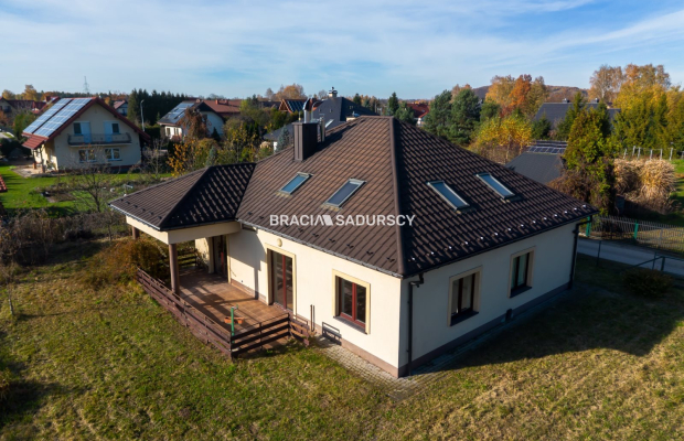 Dom o dużym potencjale / 7 pok / 10 ar