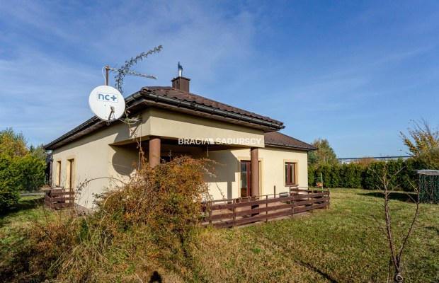 Dom o dużym potencjale / 7 pok / 10 ar