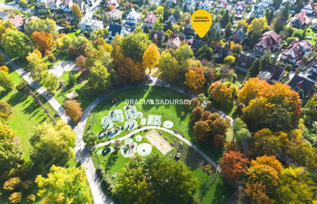 Dom z furtką do PARKU / szkoła / MPK / Kliny