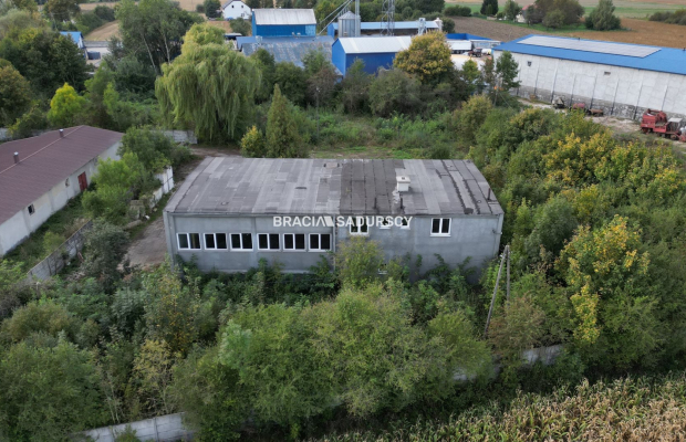 Siedliszowice pow. tarnowski - hala prod. 400 m2. 