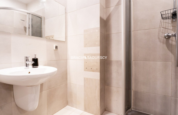 Zadbana Kawalerka z balkonem 