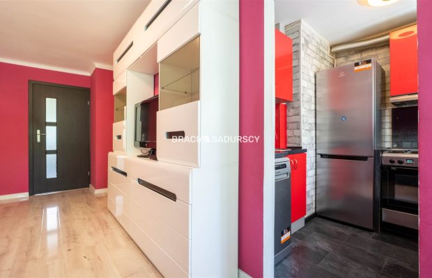 2 pokoje + osobna kuchnia, blisko tramwaj, Park