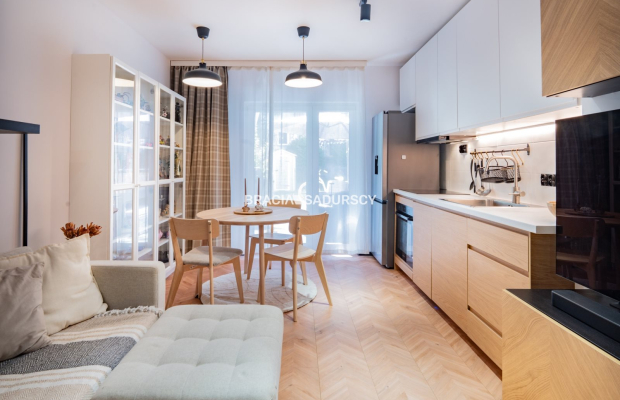 3-pok z ogródkiem/Wola Duchacka/2020/garaż